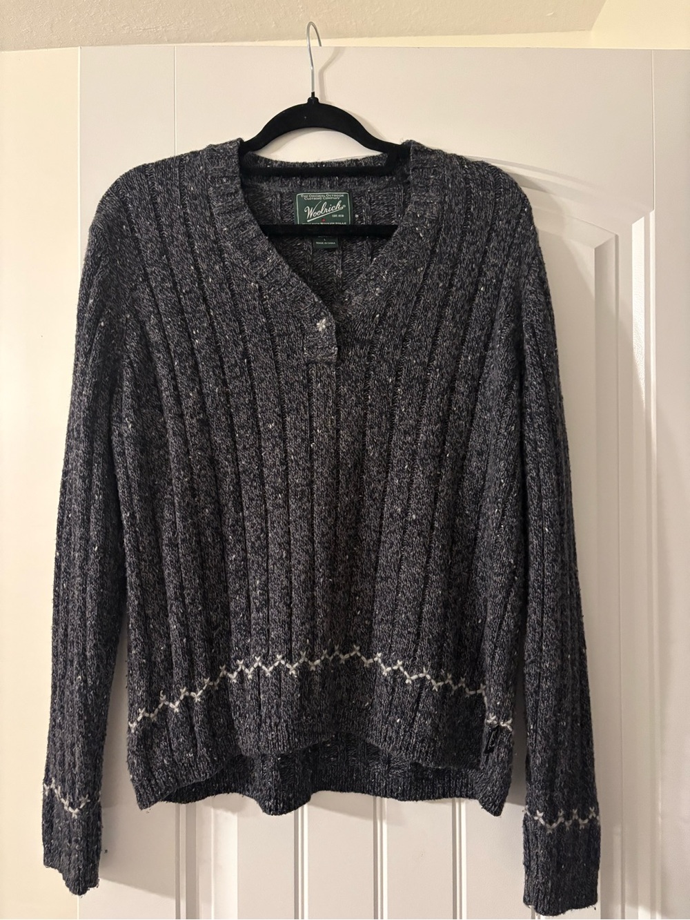 Woolrich Women's Charcoal V-Neck Ribbed Knit Sweater Wool Blend